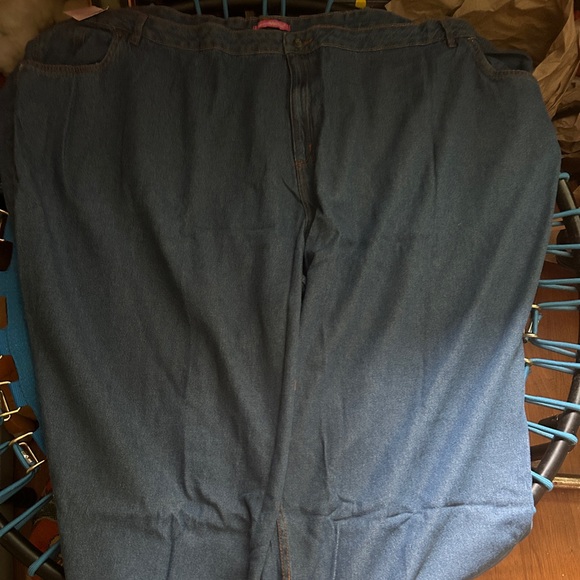 44W woman within jeans medium wash - Picture 6 of 8